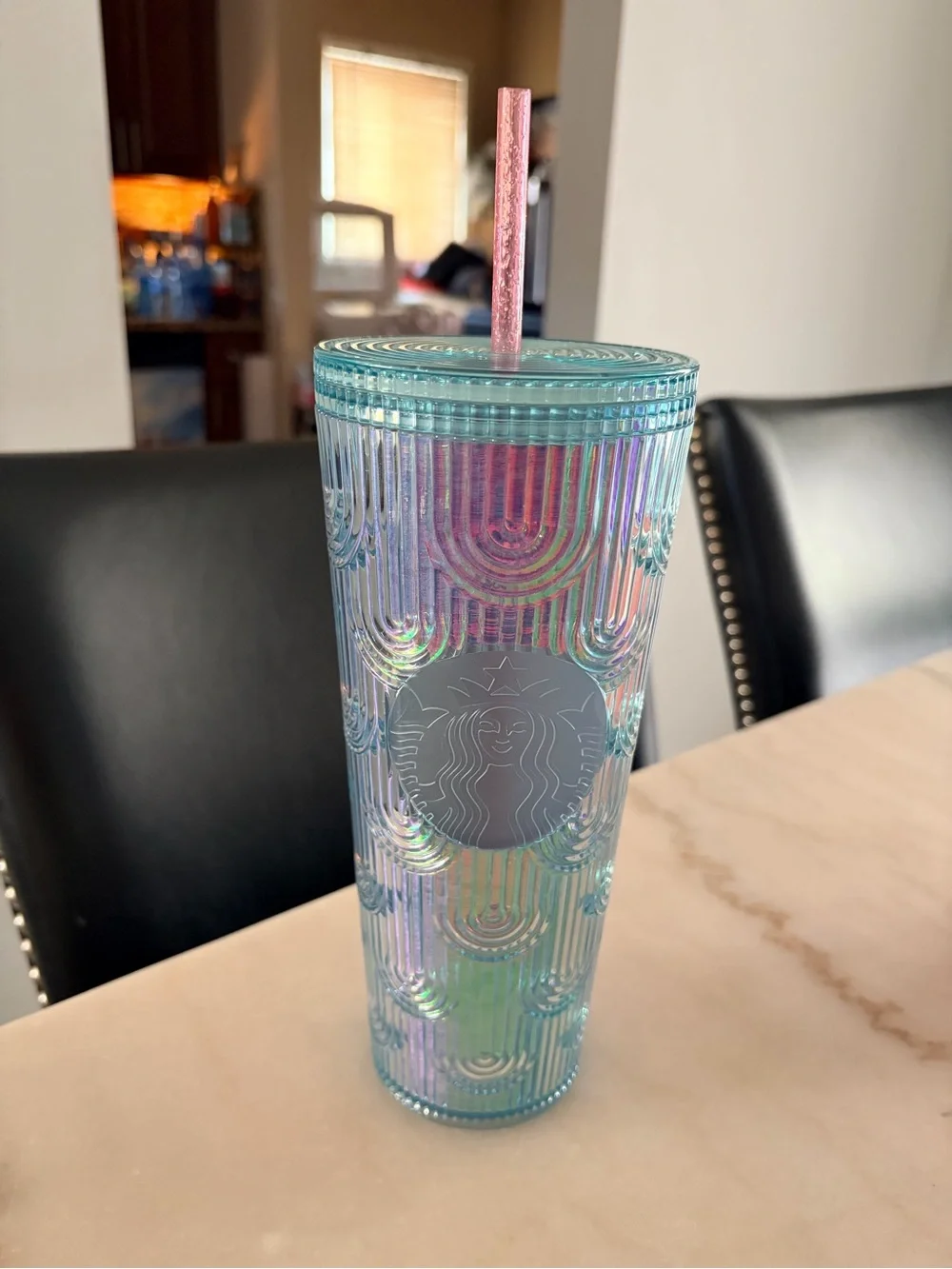 Starbucks 2022 mermaid iridescent scalloped 24oz venti tumbler NEW